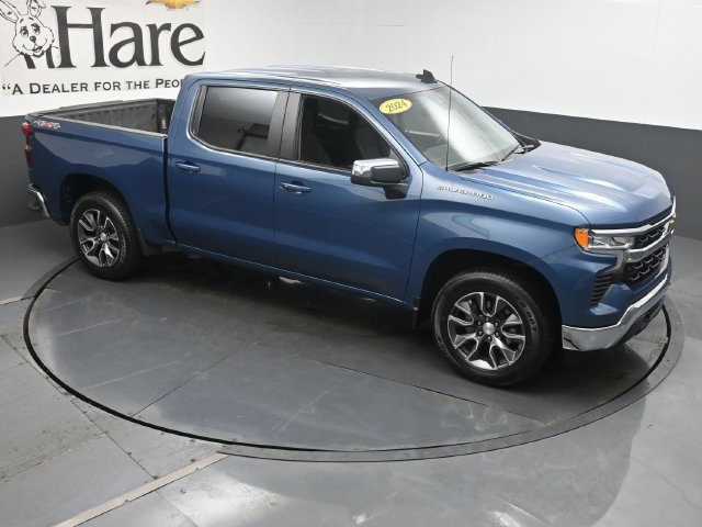 Used 2024 Chevrolet Silverado 1500 LT AWD/4WD image 52