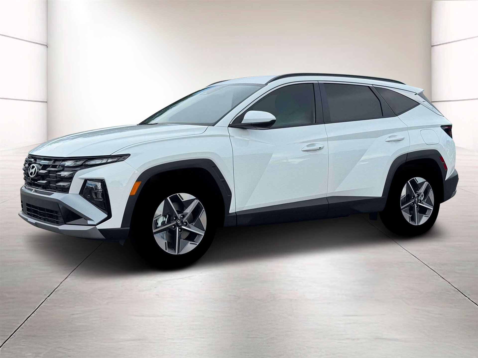 New 2026 Hyundai Tucson SEL FWD image 2