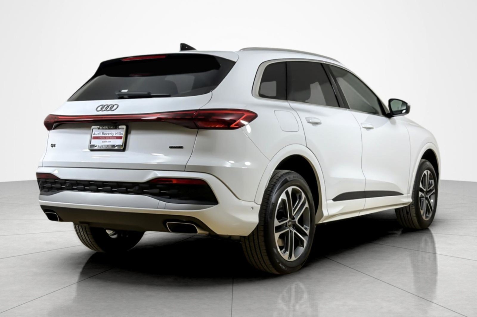 Used 2026 Audi Q5 Premium AWD/4WD image 5