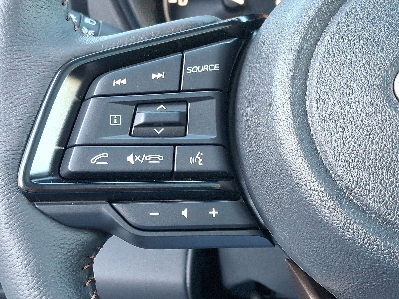 New 2026 Subaru Ascent Limited Bronze AWD/4WD image 13