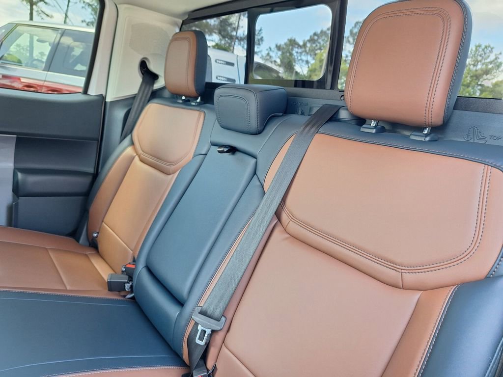 Used 2022 Ford Maverick Lariat w/ Equipment Group 500A Standard image 24