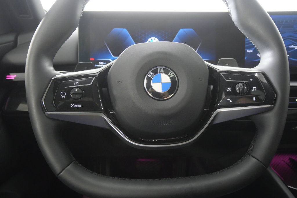Used 2024 BMW 530i w/ Convenience Package RWD image 19