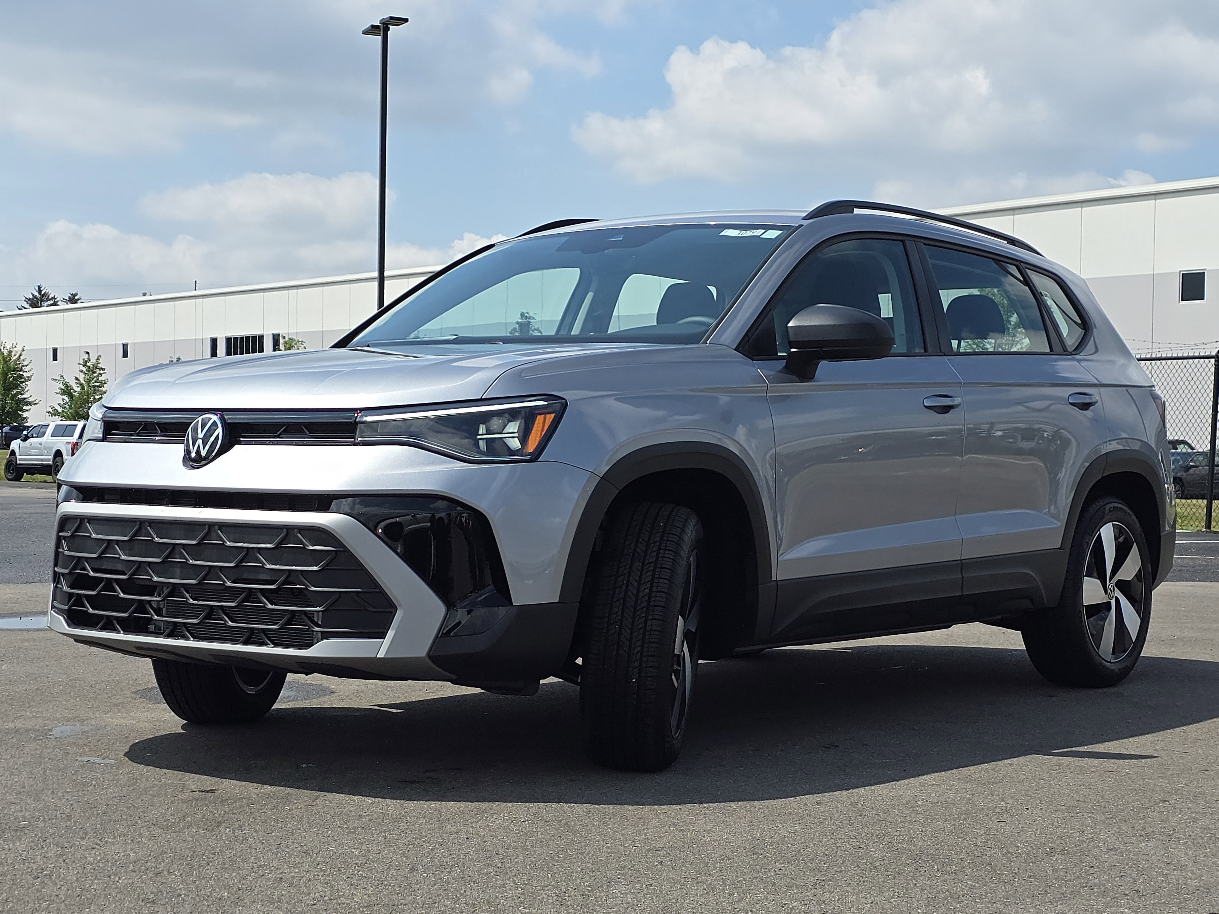 New 2025 Volkswagen Taos S image 30