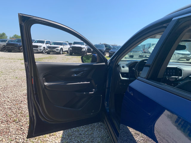Used 2022 GMC Terrain SLT AWD/4WD image 23