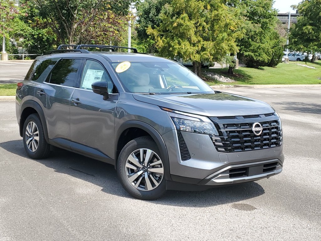New 2026 Nissan Pathfinder SL FWD image 36