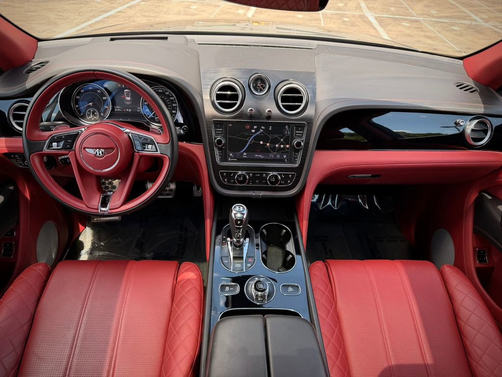 Used 2019 Bentley Bentayga AWD/4WD image 26