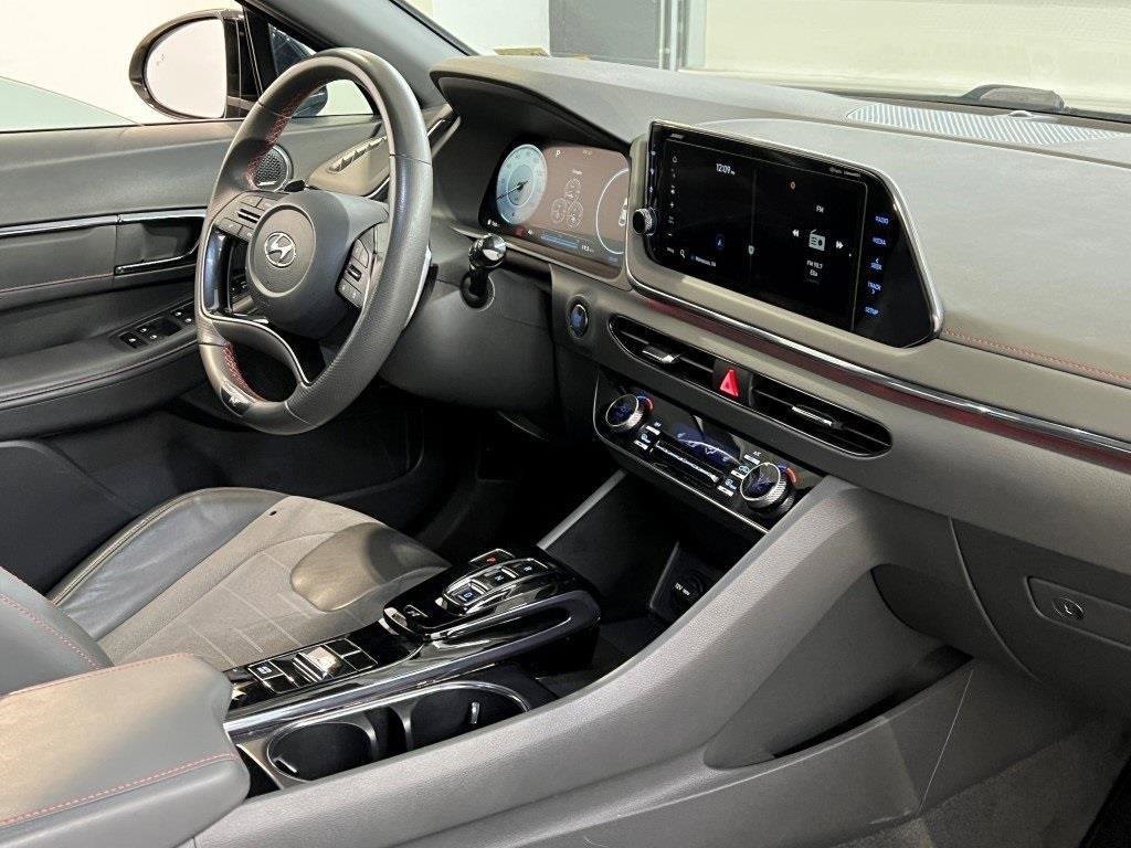 Used 2023 Hyundai Sonata N Line image 2
