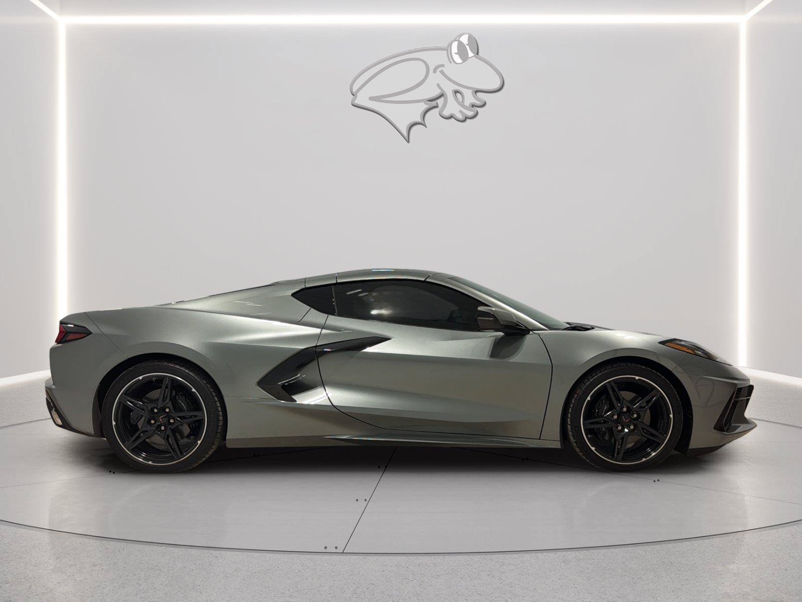 Used 2024 Chevrolet Corvette Stingray Coupe w/ 1LT RWD image 6