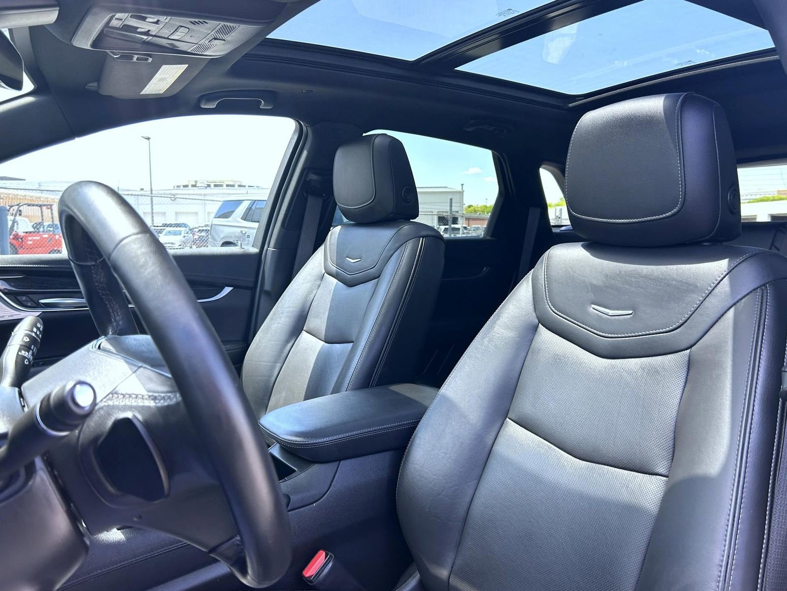 Used 2021 Cadillac XT5 Premium Luxury AWD/4WD image 17
