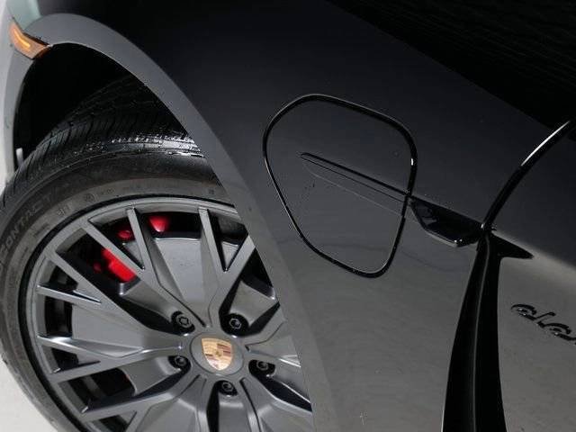New 2026 Porsche Taycan GTS AWD/4WD image 11
