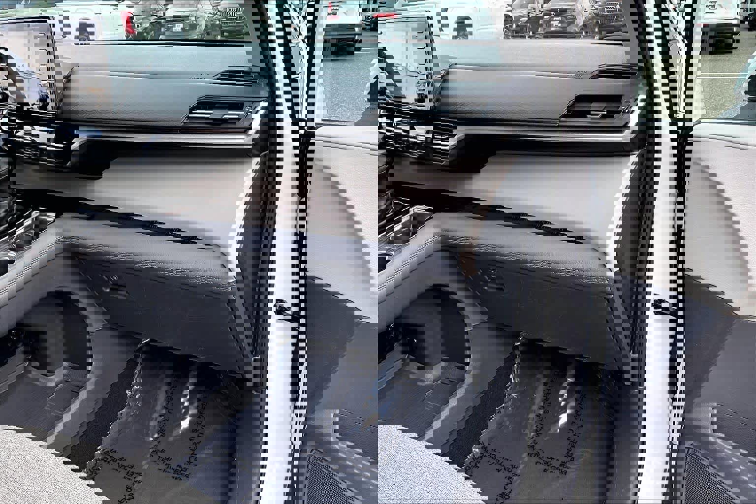 Certified 2023 Toyota Sienna LE image 18