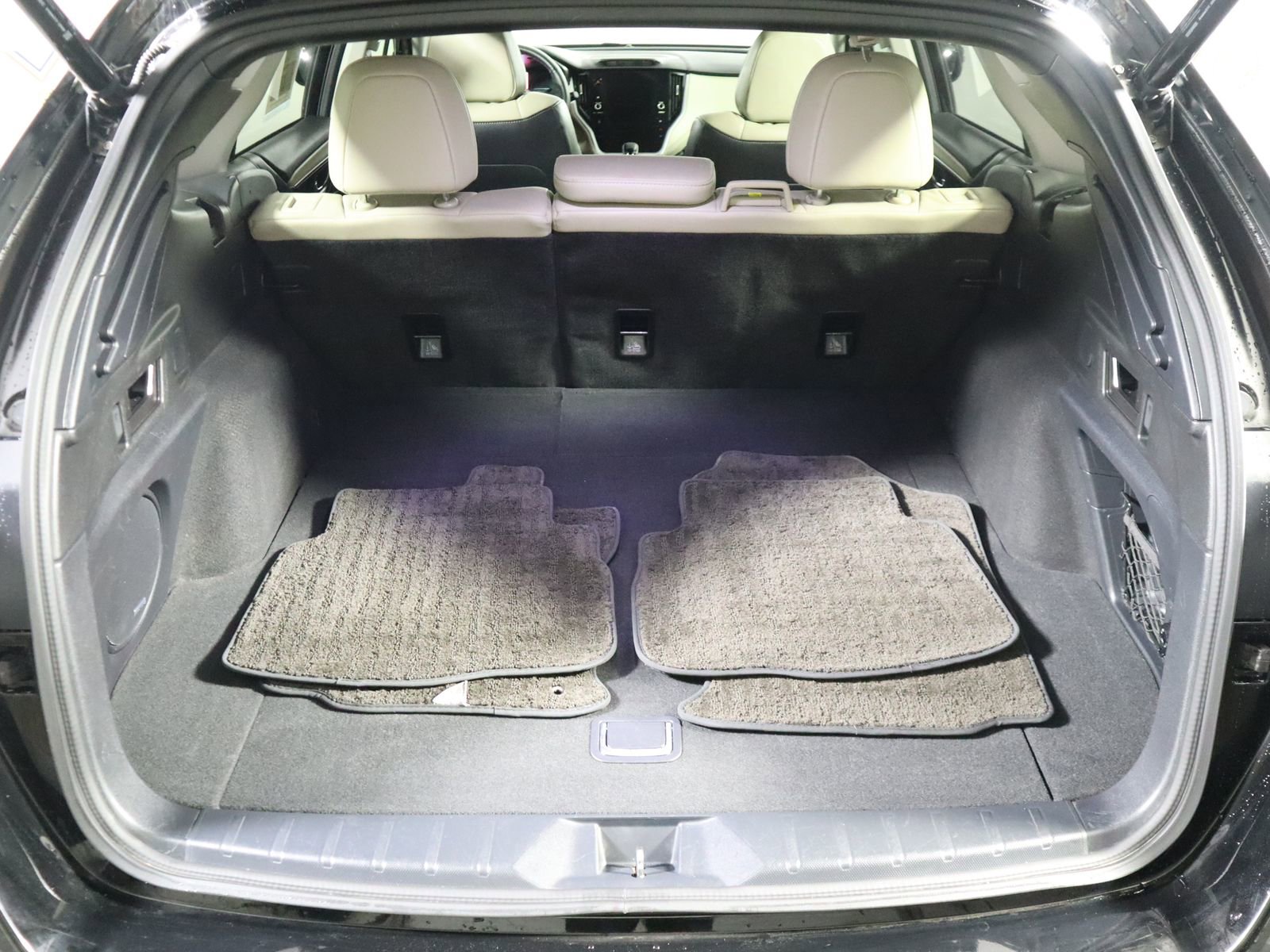 Used 2024 Subaru Outback Limited AWD/4WD image 12