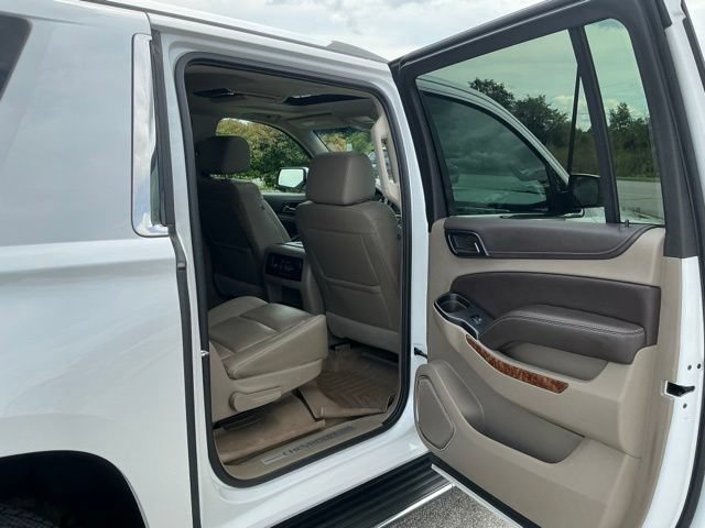 Used 2017 Chevrolet Suburban Premier AWD/4WD image 20