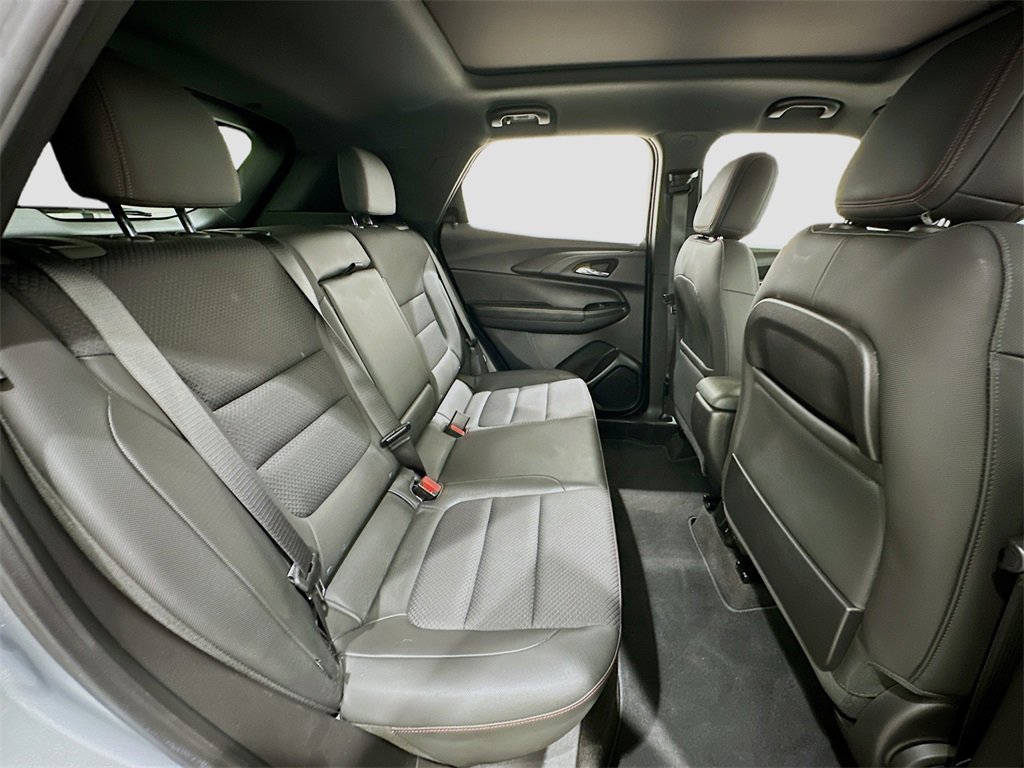 Used 2023 Chevrolet TrailBlazer RS w/ Sun and Liftgate Package image 29