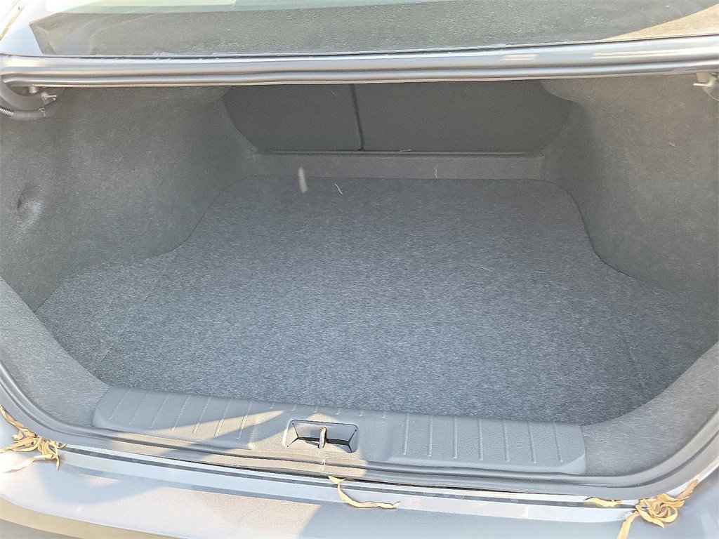 New 2025 Nissan Sentra S image 13