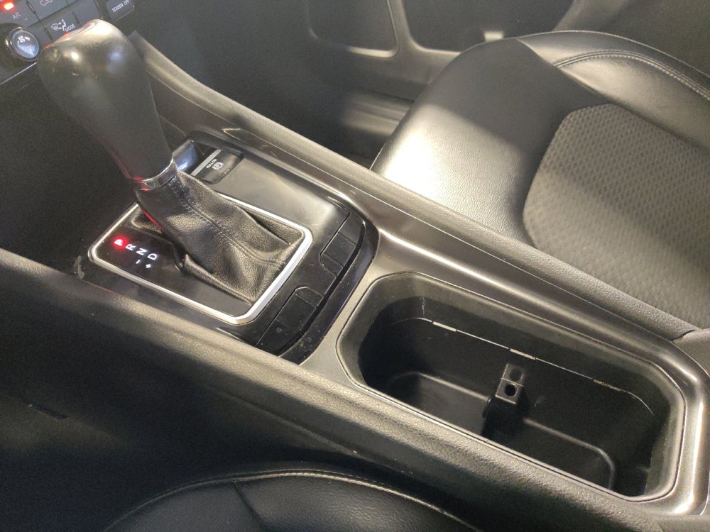 Used 2022 Jeep Compass Latitude w/ Mopar Graphics Package FWD image 26