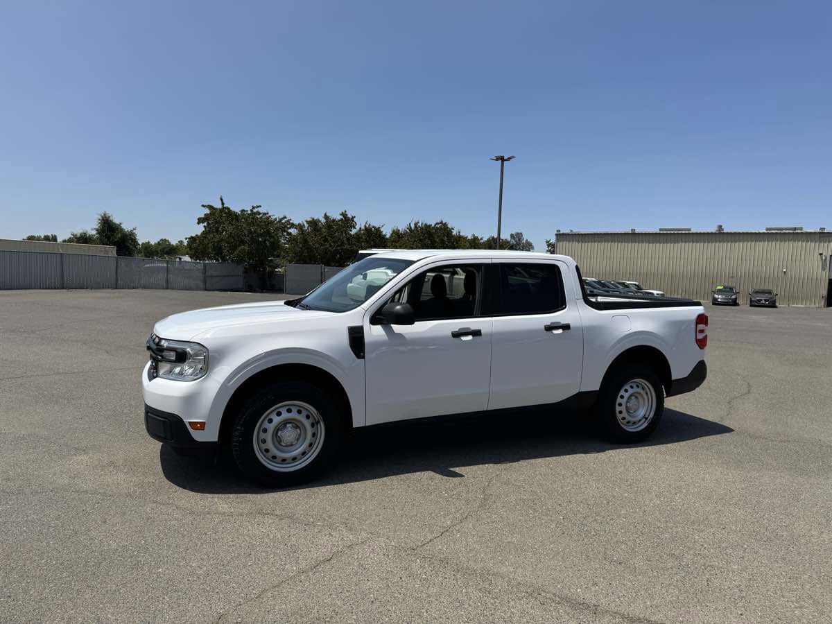 Used 2022 Ford Maverick XL image 6