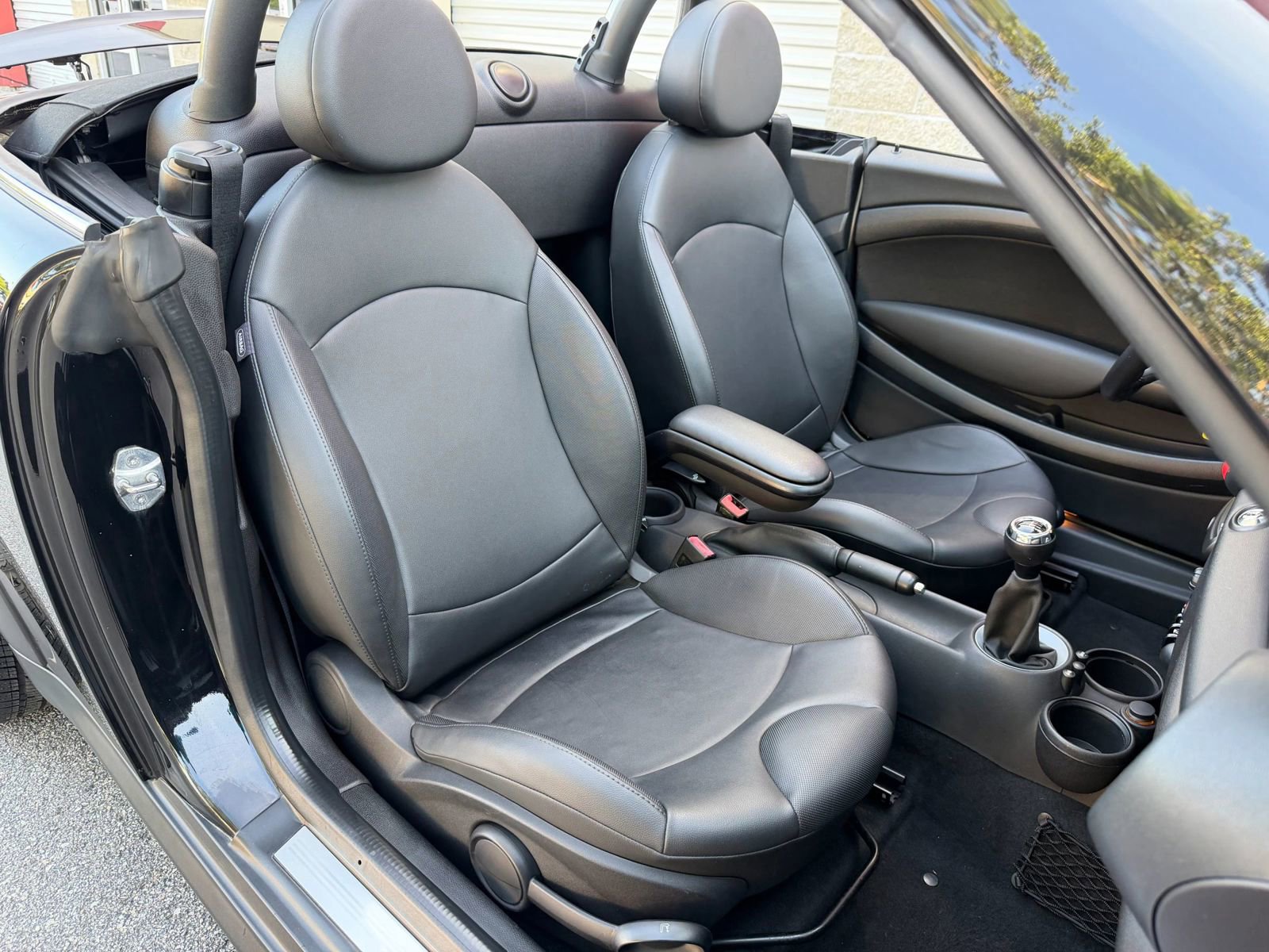 Used 2013 MINI Cooper Roadster FWD image 70