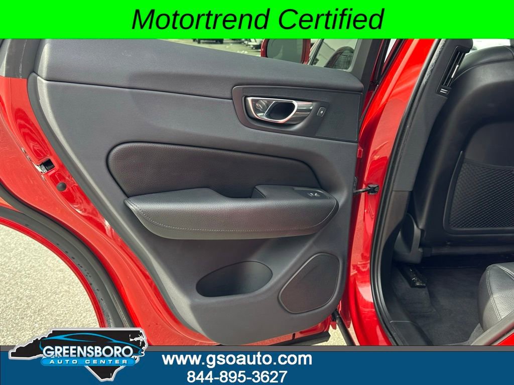 Used 2019 Volvo XC60 T5 Inscription image 22