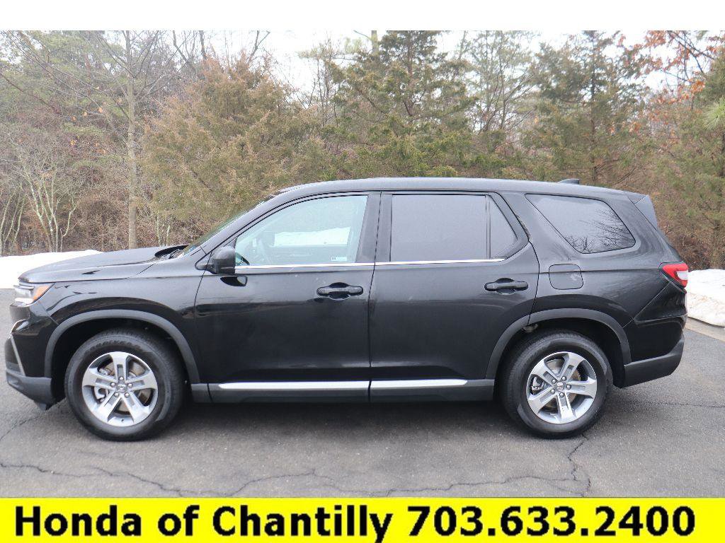 Certified 2025 Honda Pilot EX-L image 4