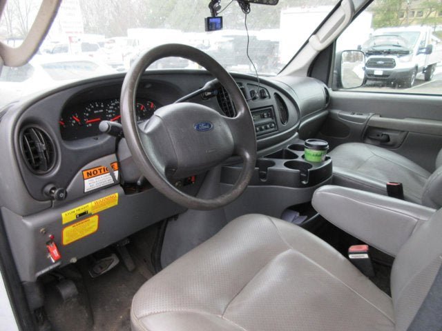 Used 2007 Ford E-350 and Econoline 350 Super Duty RWD image 5