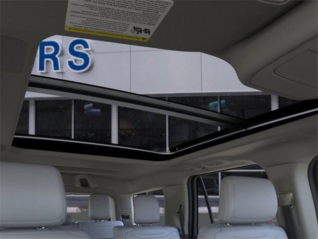 New 2025 Ford Expedition Platinum w/ Platinum Ultimate Package image 22