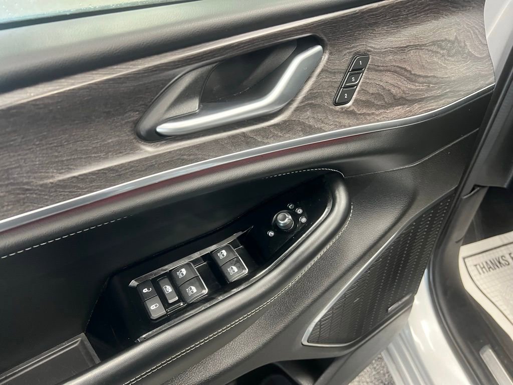 Used 2024 Jeep Grand Cherokee Overland image 21