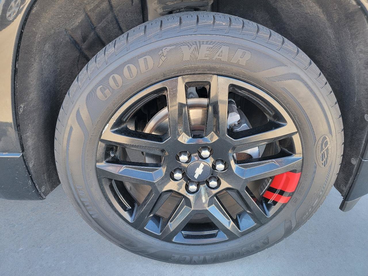 Used 2018 Chevrolet Traverse Premier w/ Redline Edition FWD image 16