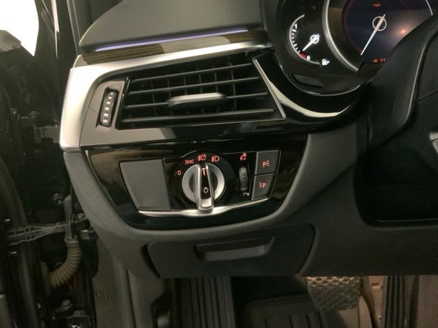 Used 2019 BMW 540i xDrive image 20