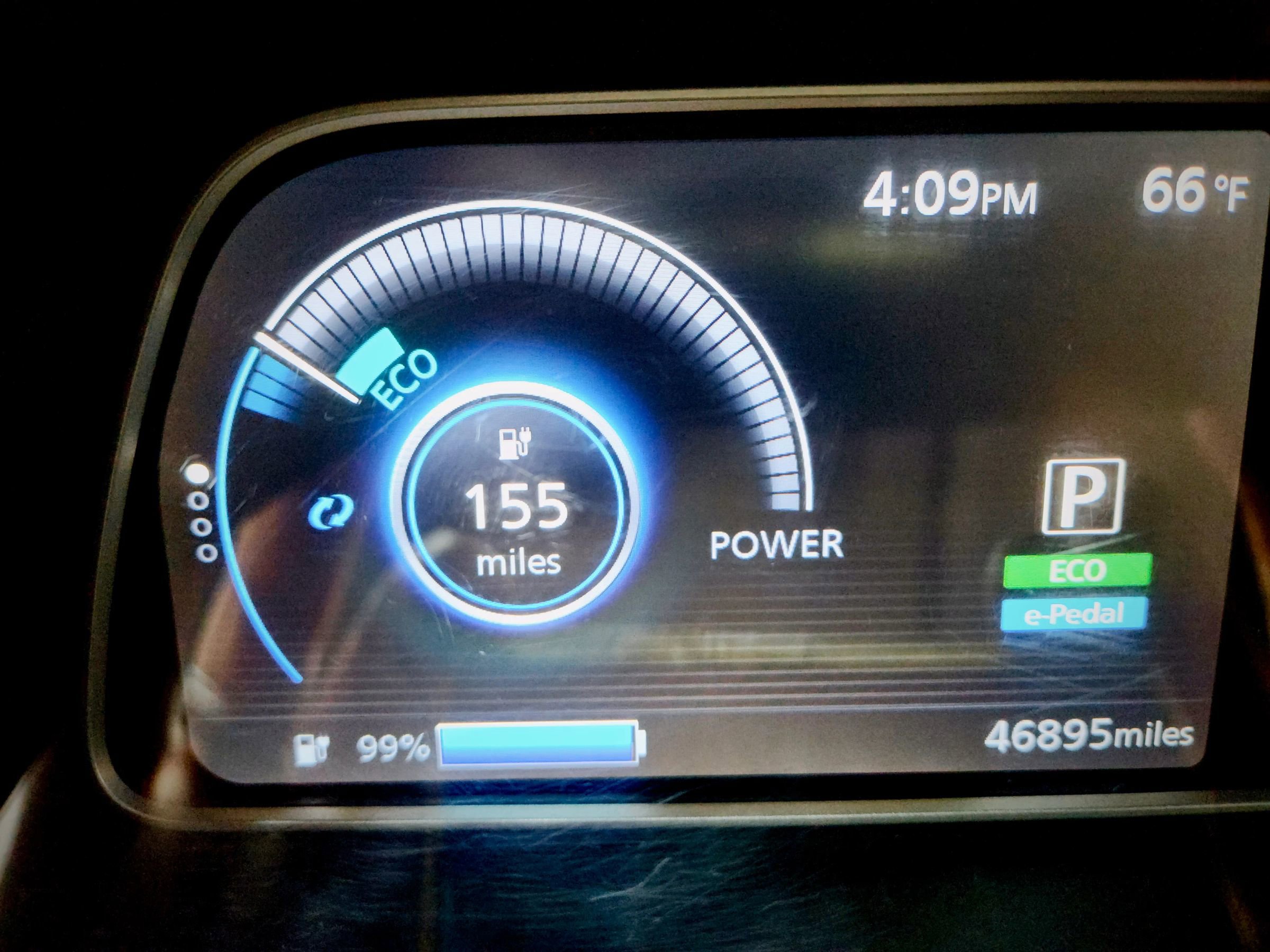 Used 2018 Nissan Leaf SV FWD image 12