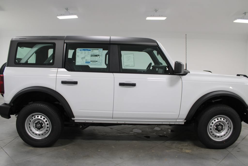 New 2025 Ford Bronco 4-Door AWD/4WD image 10
