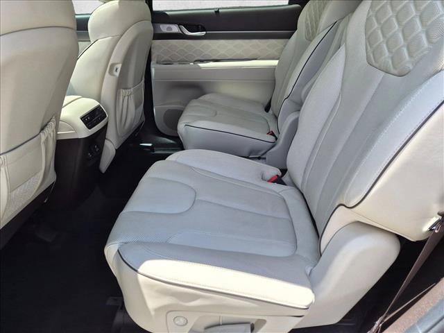 Used 2020 Hyundai Palisade Limited FWD image 17