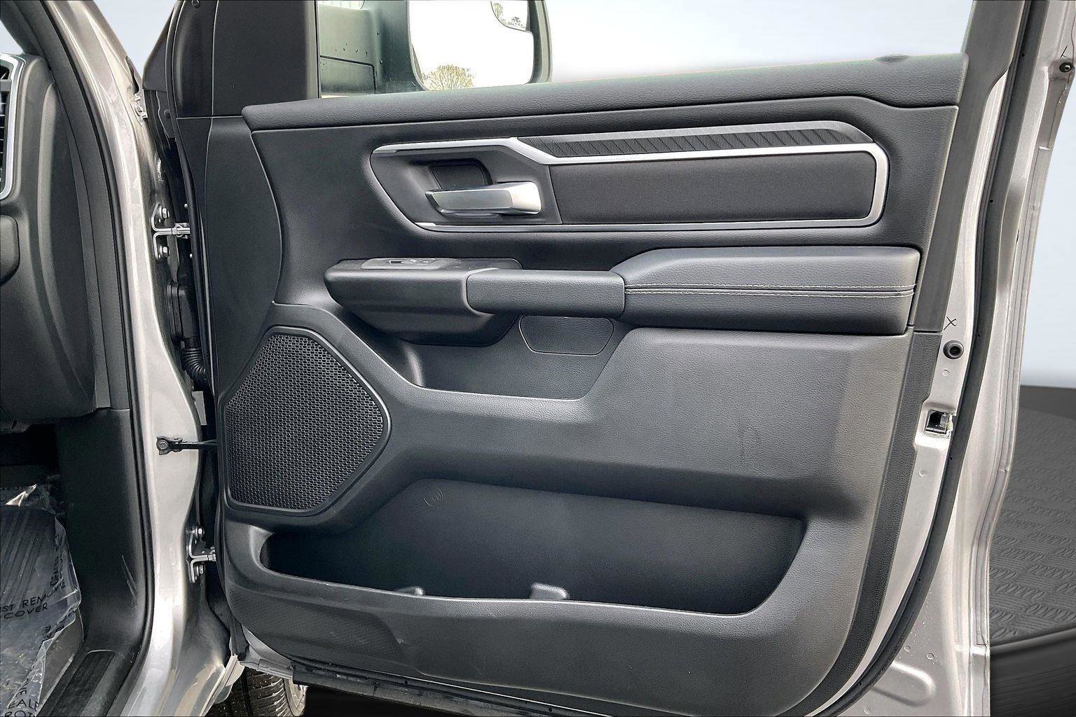 Used 2025 RAM 1500 Big Horn image 25