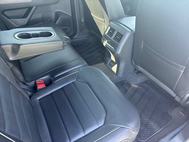 Used 2021 Volkswagen Atlas Cross Sport SEL Premium R-Line AWD/4WD image 37