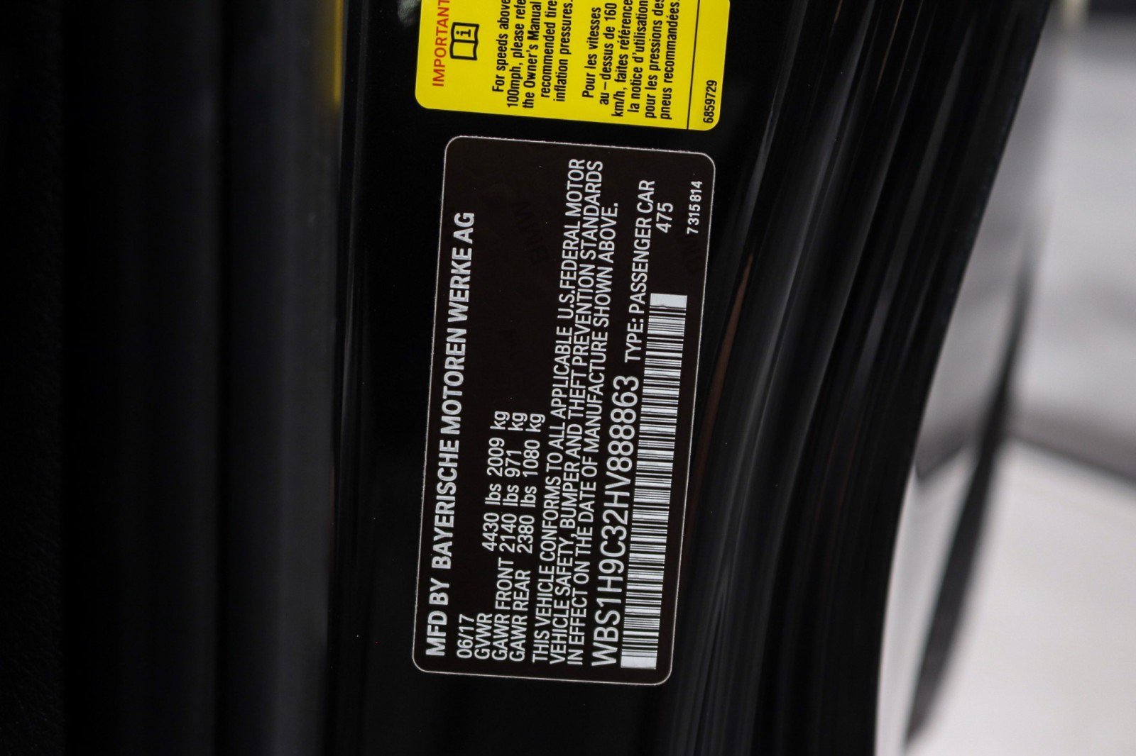 Used 2017 BMW M2 RWD image 38
