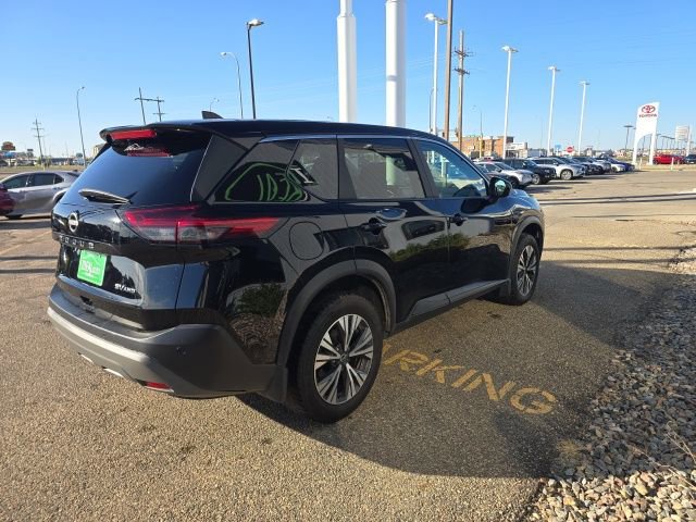 Used 2023 Nissan Rogue SV image 6