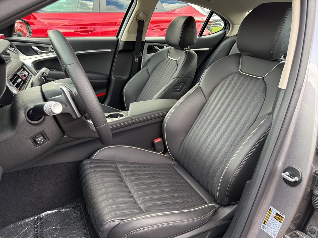 Used 2026 Genesis G70 2.5T Prestige AWD/4WD image 14