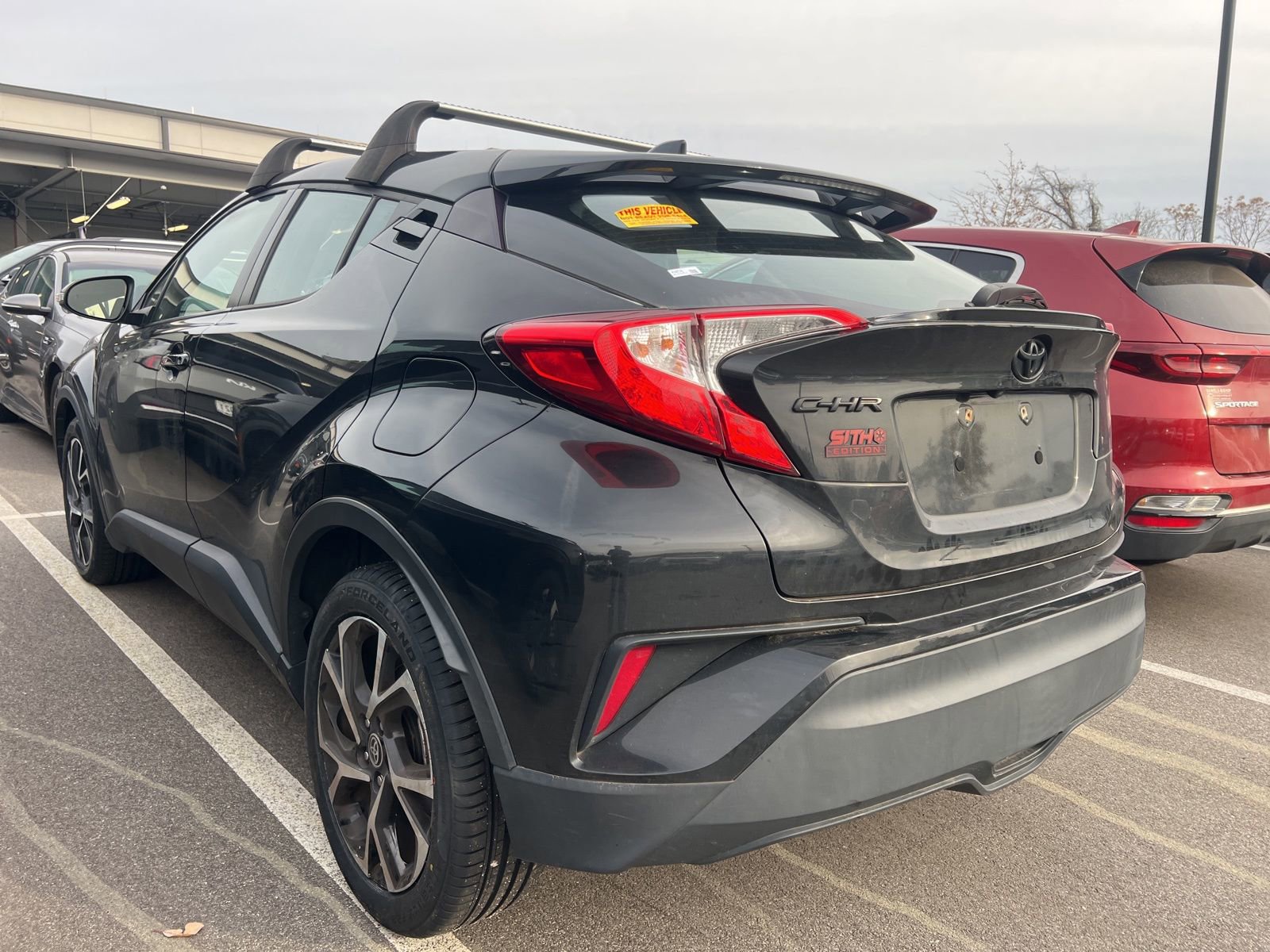 Used 2021 Toyota C-HR XLE image 7