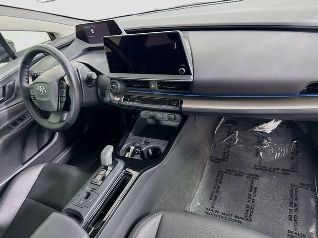 Used 2024 Toyota Prius XLE AWD/4WD image 28