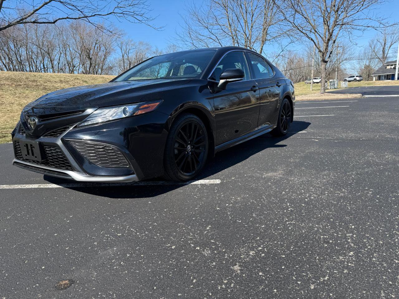 Used 2021 Toyota Camry XSE FWD image 18