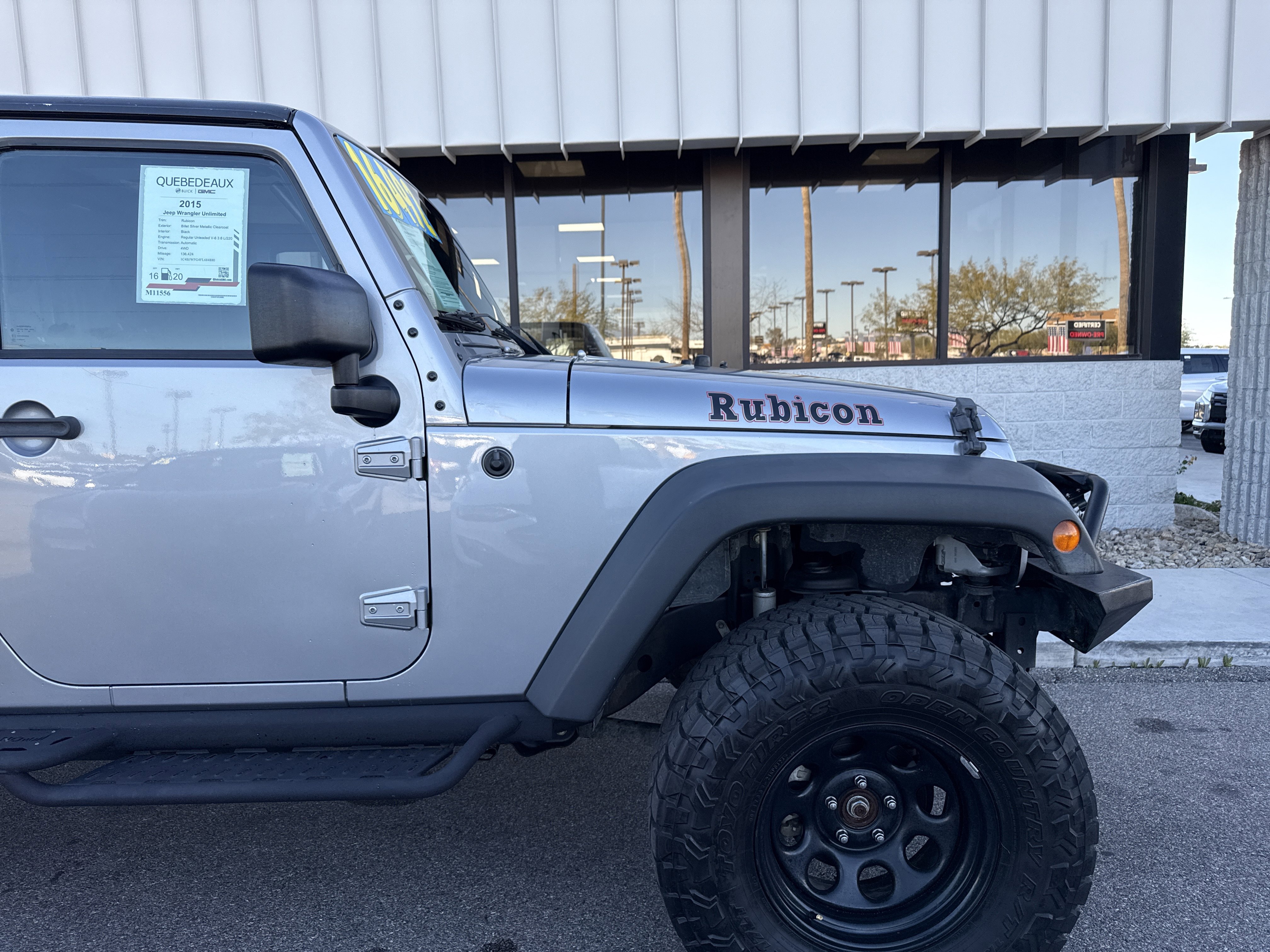 Used 2015 Jeep Wrangler Unlimited Rubicon w/ Connectivity Group image 31