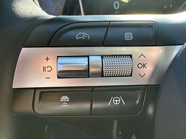 Used 2025 Hyundai Tucson Limited image 29