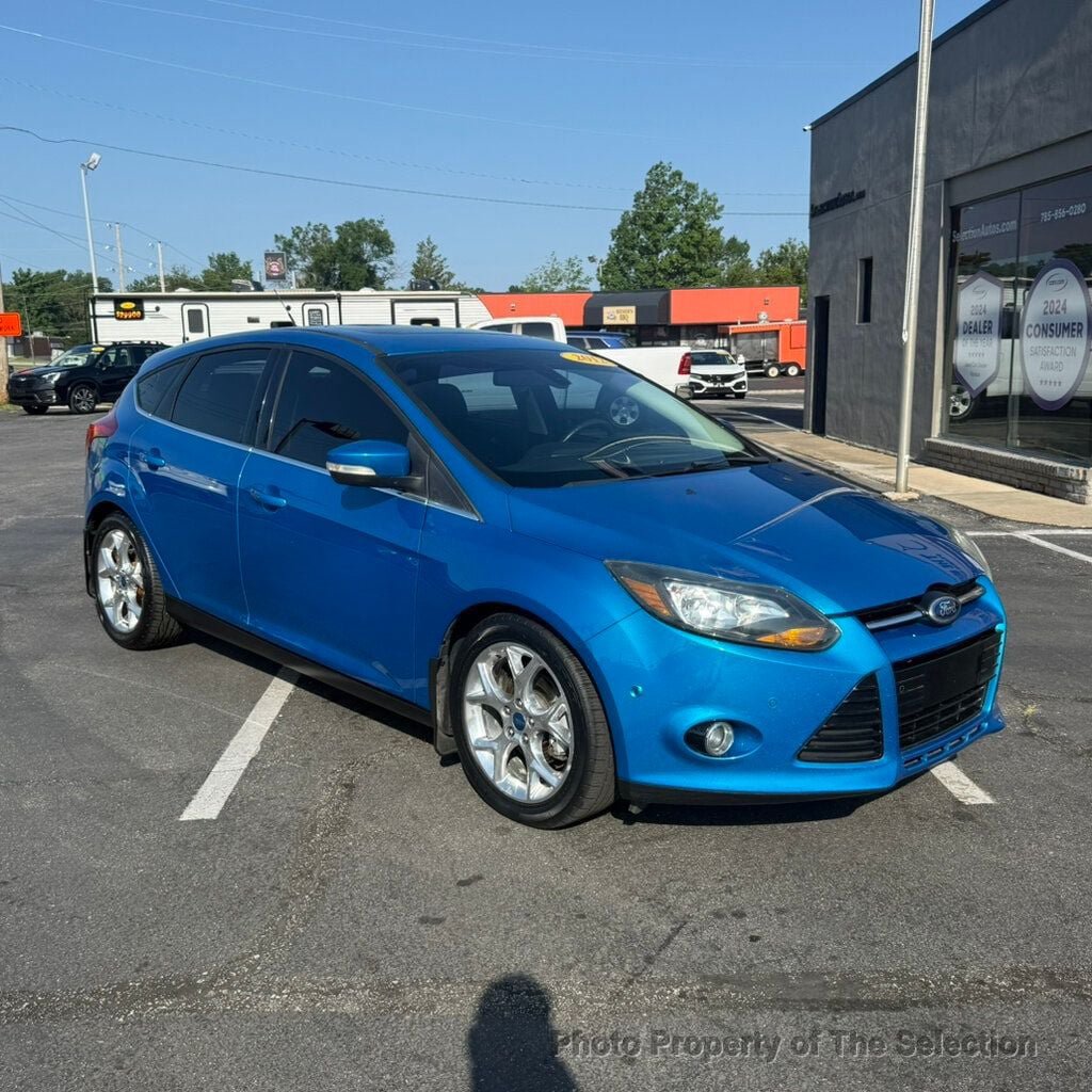 Used 2012 Ford Focus Titanium FWD image 2
