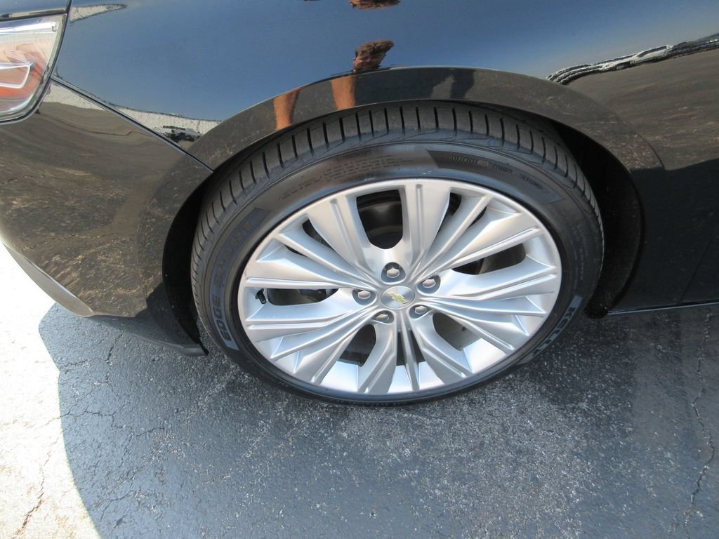 Used 2018 Chevrolet Impala Premier w/ Premier Confidence Package FWD image 13