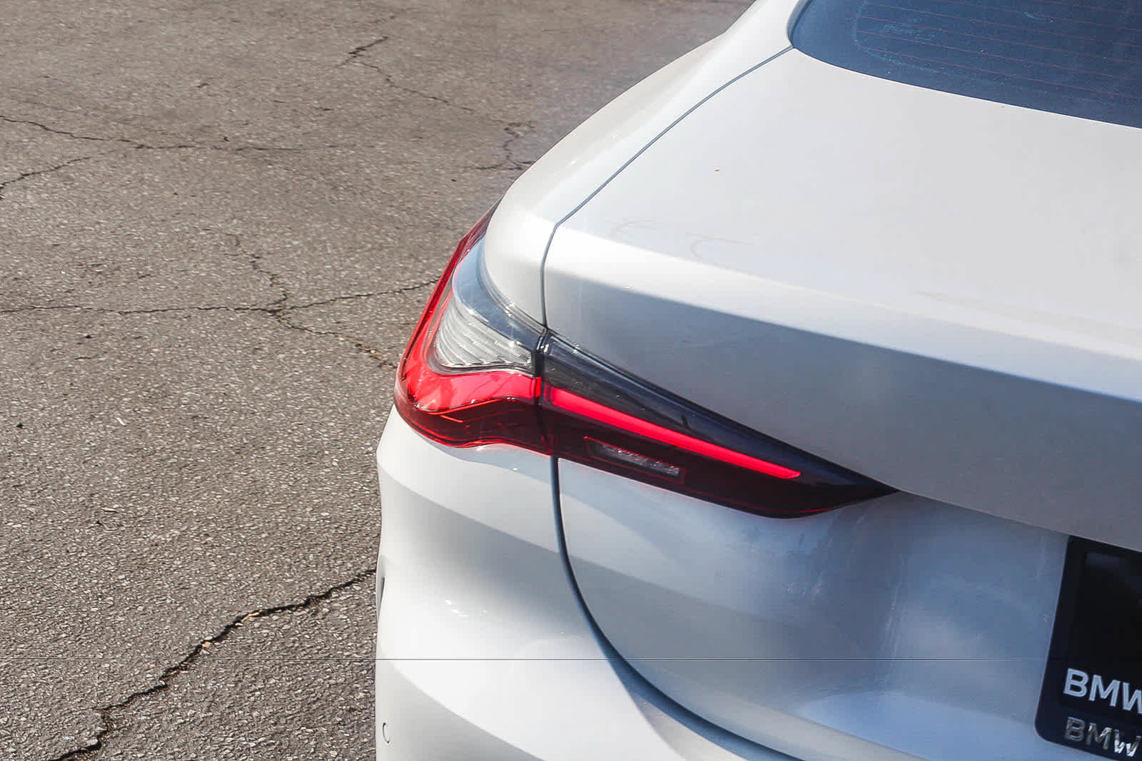 Used 2024 BMW 430i Coupe w/ Convenience Package RWD image 7