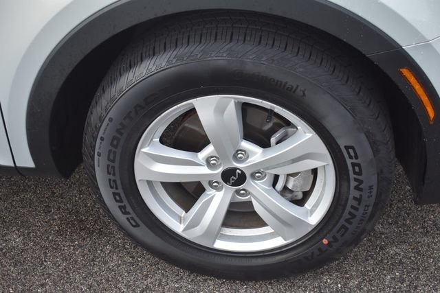 New 2026 Kia Sorento LX FWD image 12