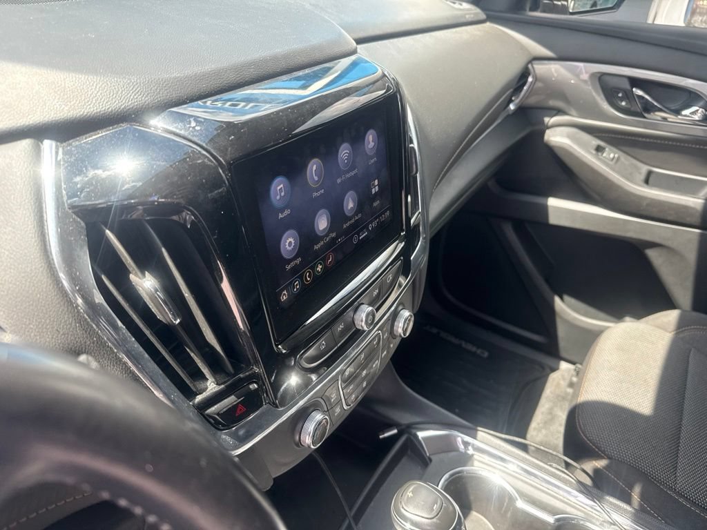 Used 2020 Chevrolet Traverse LT FWD image 14
