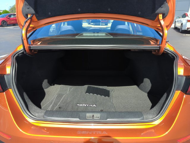 Certified 2024 Nissan Sentra SR FWD image 19