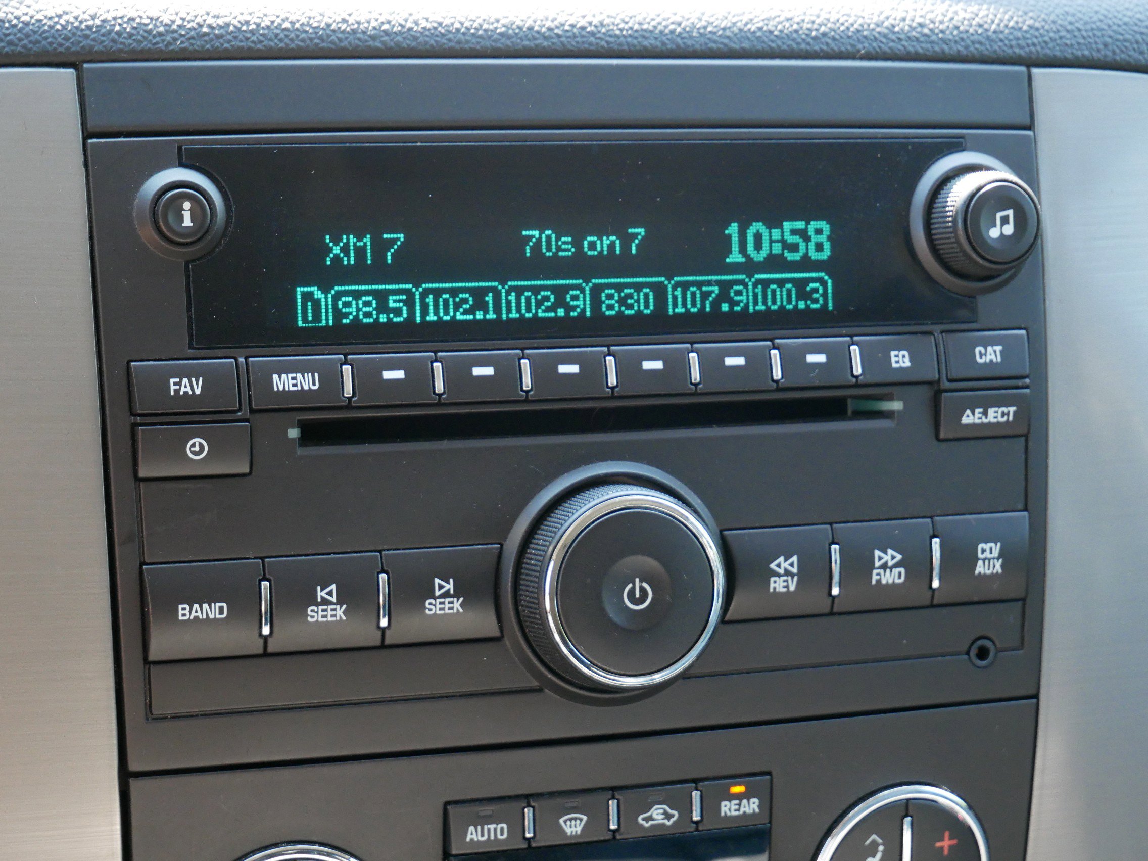 Used 2014 GMC Yukon XL SLT image 22