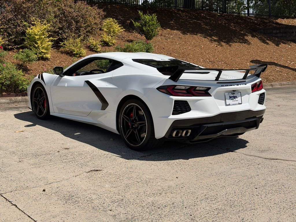 Used 2022 Chevrolet Corvette Stingray Preferred Cpe w/ Z51 Performance Package RWD image 5